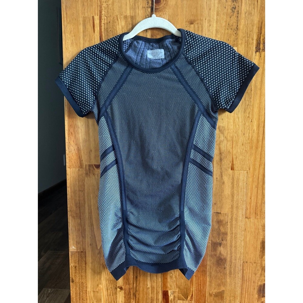 Athleta Diamond Fastest Track Tee Sz. Small Black Diamond